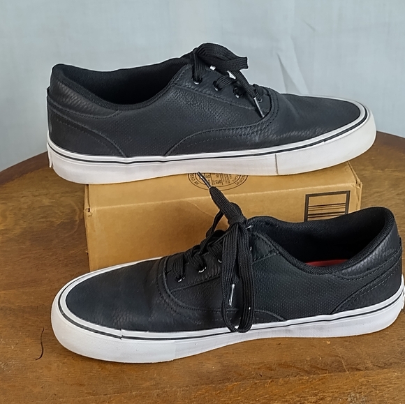Levi's black synthetic leather mens casual fashion shoes - Picture 8 of 15